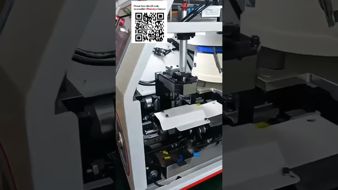 Automatyczna maszyna do zdejmowania izolacji i zaciskania końcówek rurowych 16mm² – obróbka wiązek EV