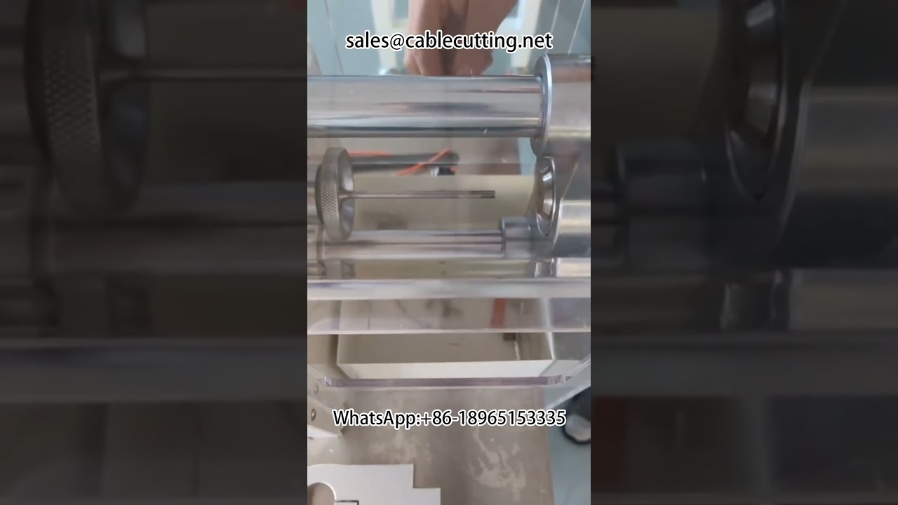 Półautomatyczna maszyna do cięcia metalowej siatki ekranującej dla kabli EV – precyzja i wydajność