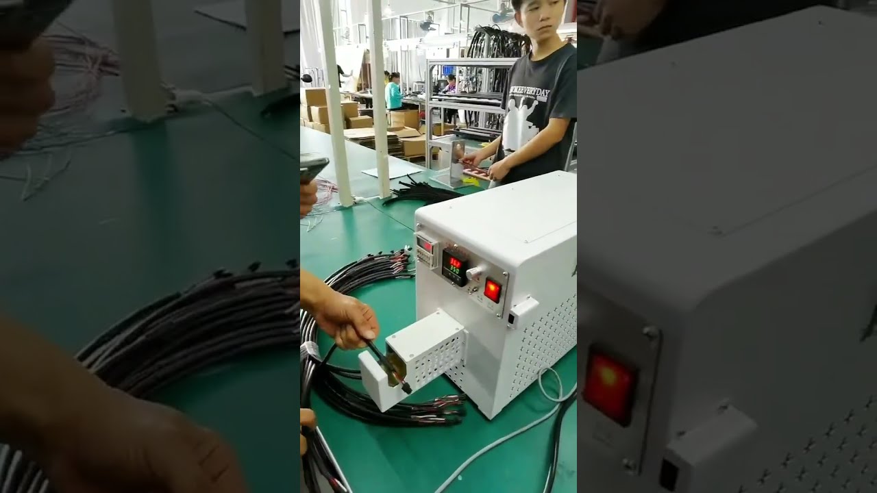 Elektryczna nagrzewarka do rurek termokurczliwych – Prawdziwe ujęcie pracy
