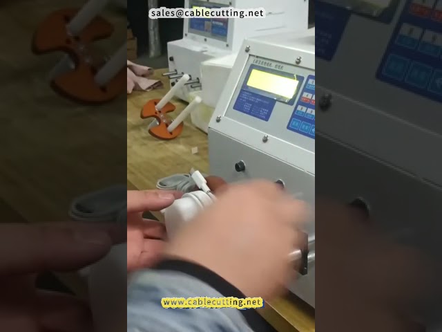 Automatyczne nawijanie i wiązanie kabli danych – wydajna maszyna