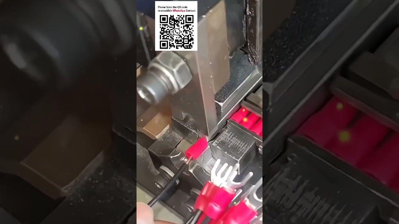 Półautomatyczna prasa do zaciskania izolowanych końcówek luzem – sprzęt do automatyzacji produkcji