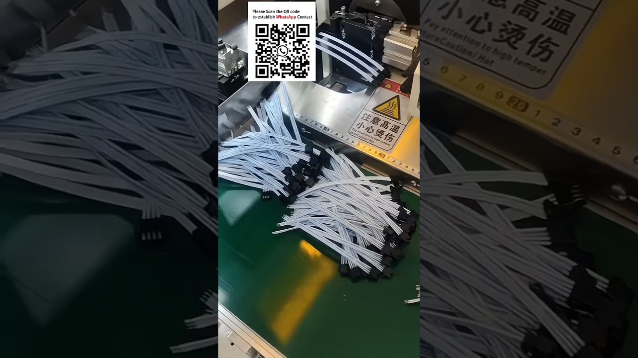 Niestandardowa automatyczna maszyna do wkładania obudów i cynowania taśm kablowych #InteligentnaProdukcja