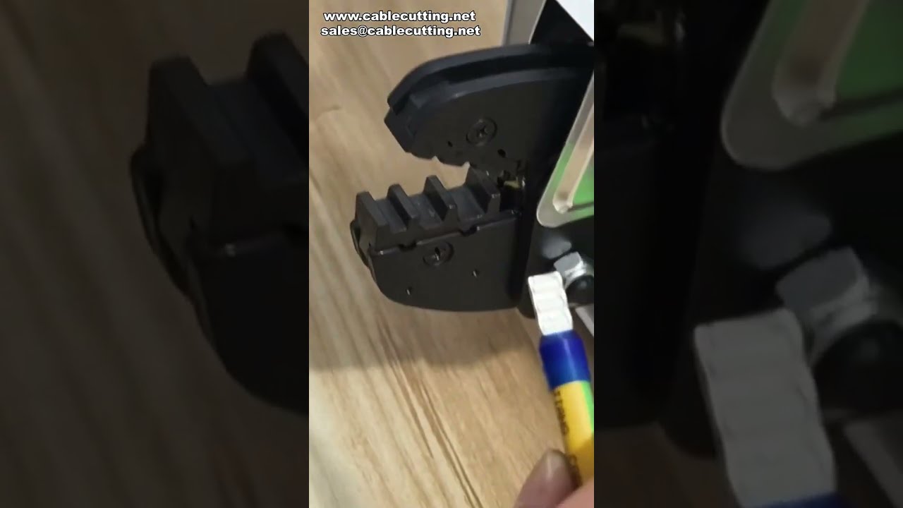 Elektryczna zaciskarka do tulejek 25 mm² – precyzyjne zaciskanie #fabryka #maszyna