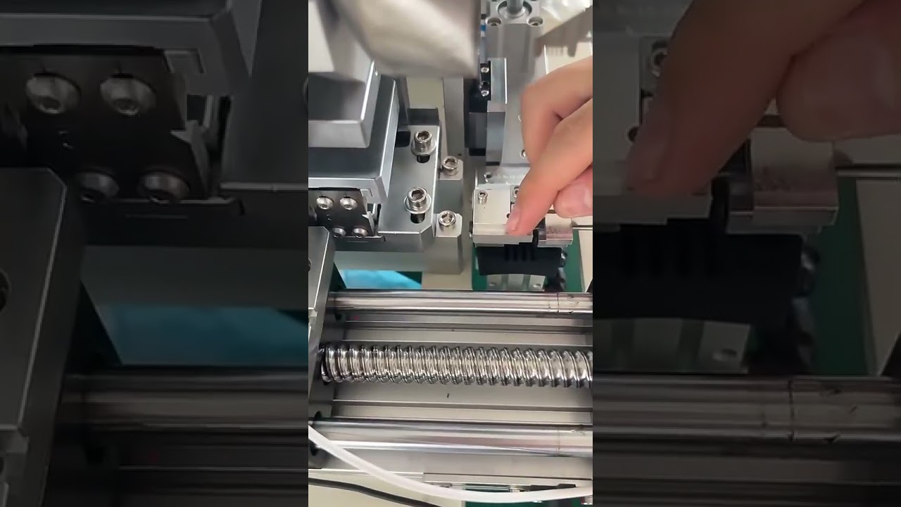 Półautomatyczna lutownica do kabli USB – precyzyjne lutowanie złączy USB-A i Micro-USB