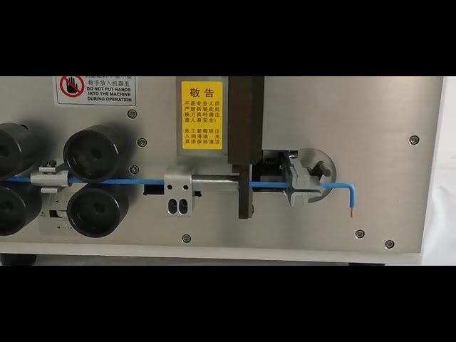 Automatyczna komputerowa maszyna do cięcia, zdejmowania izolacji i gięcia kabli – maks. średnica 16 mm