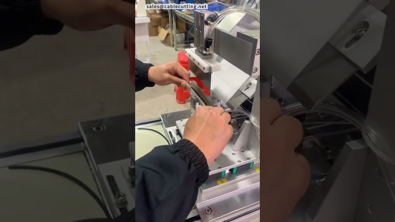 Automatyczna maszyna do składania piankowych gąbek z serwonapędem – długość 50-150 mm
