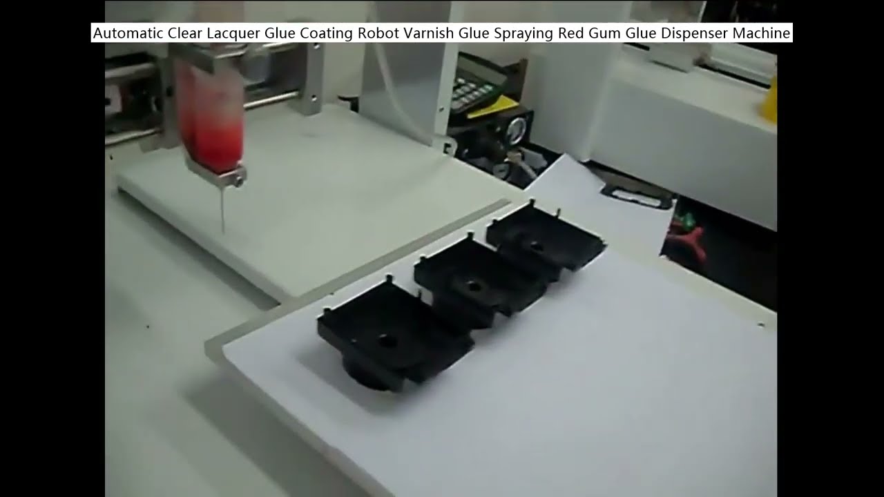 Automatyczny robot do powlekania lakierem bezbarwnym i klejem – precyzyjna maszyna do natrysku i dozowania