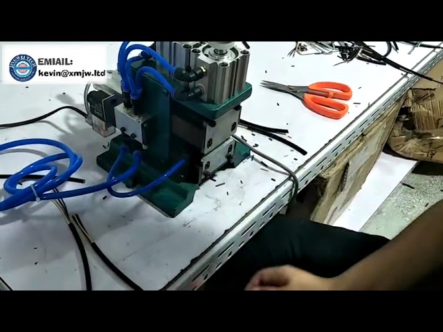 Półautomatyczna pneumatyczna maszyna do zdejmowania izolacji 3F/4F – AWG#32-16, skręcanie żył