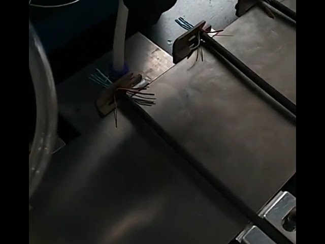 Profesjonalna maszyna do cięcia folii aluminiowej kabli koncentrycznych – kompatybilna z laserową stripperką
