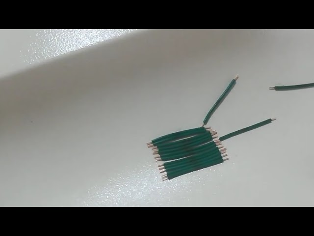 Fully Automatyczna Maszyna do Termicznego Zdzierania Izolacji, Cięcia i Skręcania Drutów Plecionych - Produkcja Kabli USB