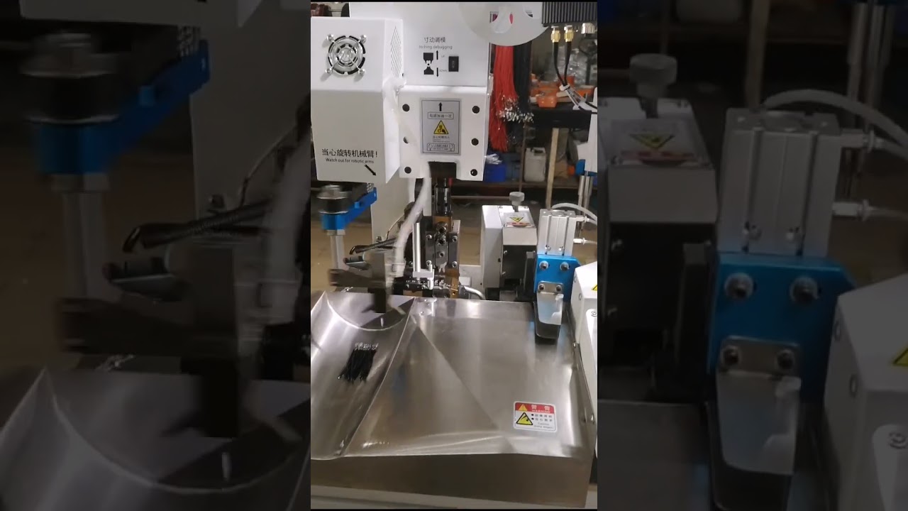 W pełni automatyczna dwugłowicowa maszyna do zaciskania końcówek z systemem kontroli nacisku | Maszyna produkcyjna
